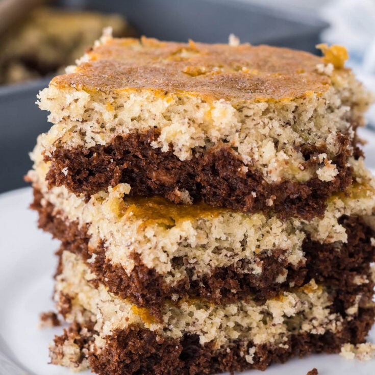 Chocolate Banana Bars - Love Bakes Good Cakes