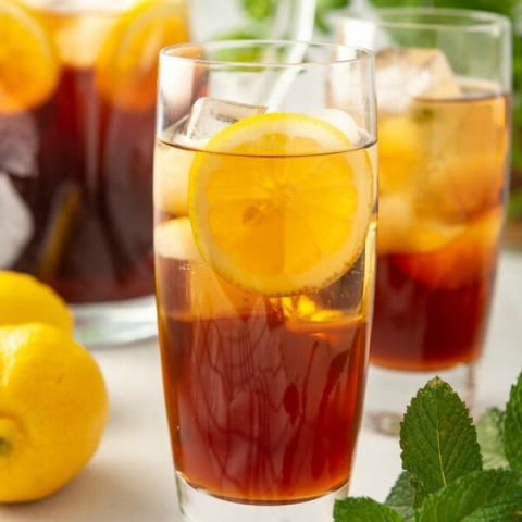Perfect Southern Sweet Iced Tea (Never Bitter) - Love Bakes Good Cakes