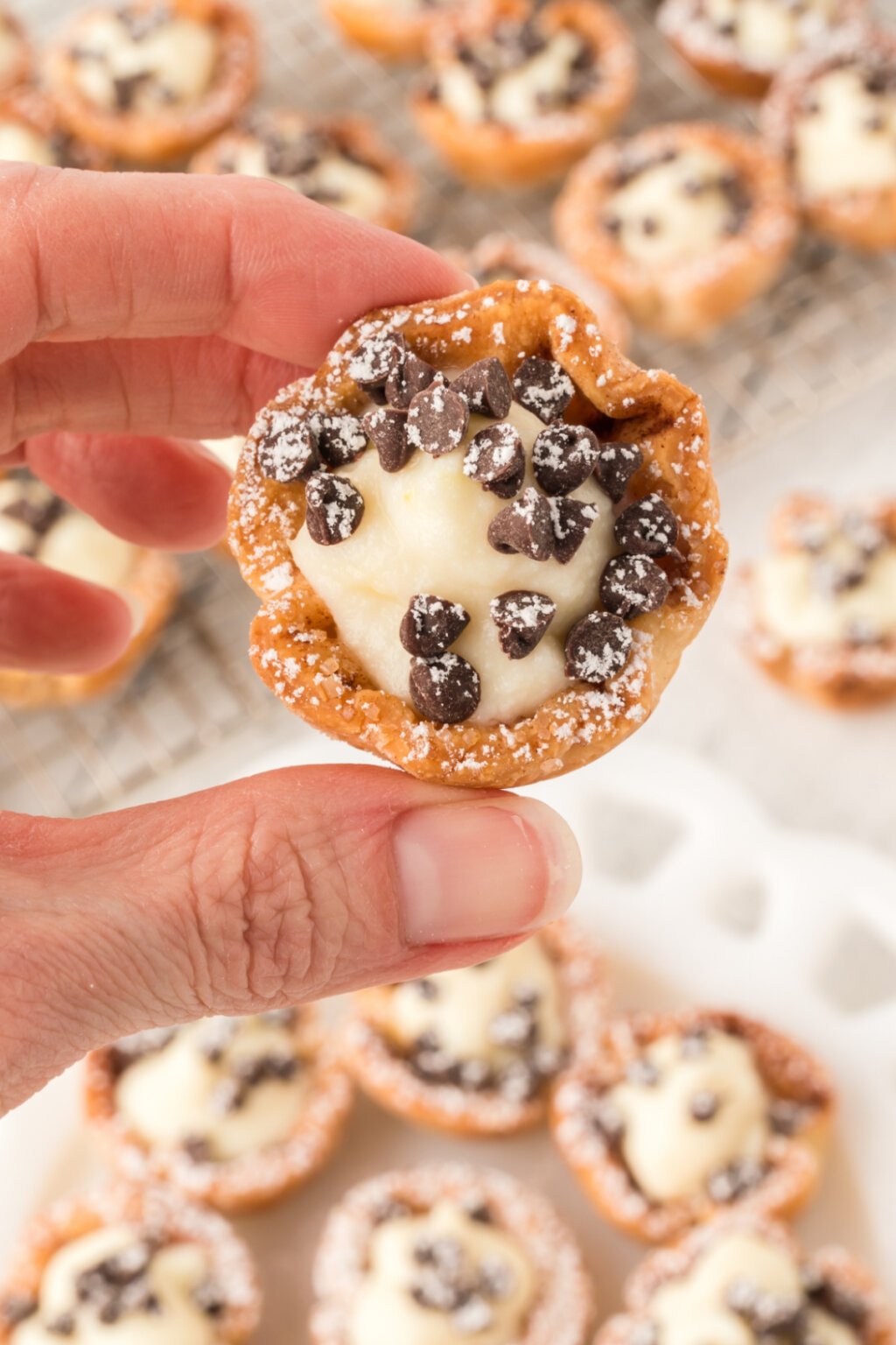 Mini Cannoli Cups - Love Bakes Good Cakes 