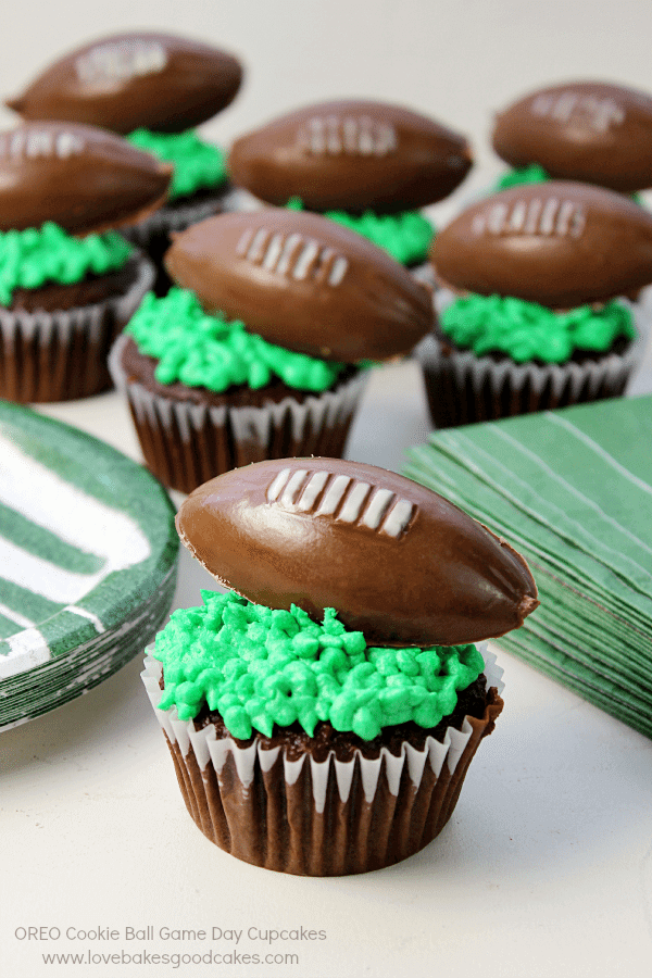 OREO Cookie Ball Game Day Cupcakes.
