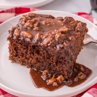 Coca-Cola Cake - Love Bakes Good Cakes