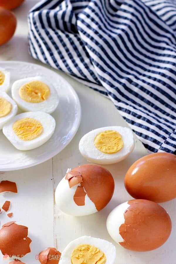 peeled perfect hard-boiled eggs