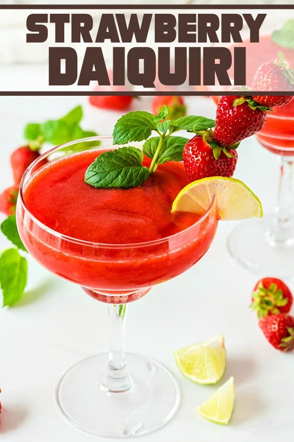 Strawberry Daiquiri - with a Virgin Option! - Love Bakes Good Cakes