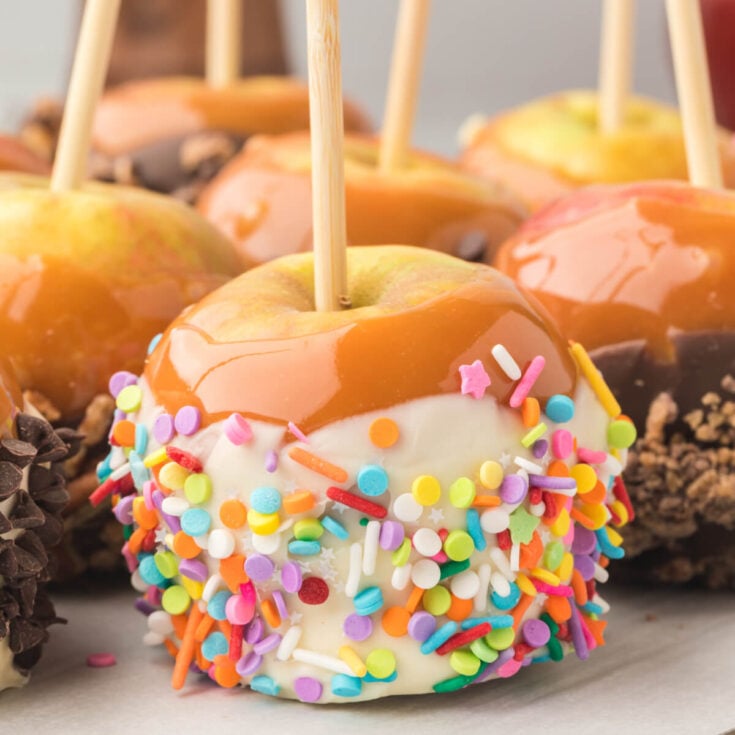 Caramel Apples - Love Bakes Good Cakes