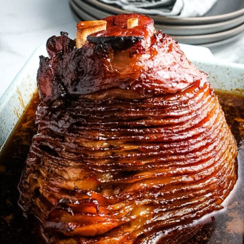 Honey Baked Glazed Ham Recipe - Love Bakes Good Cakes