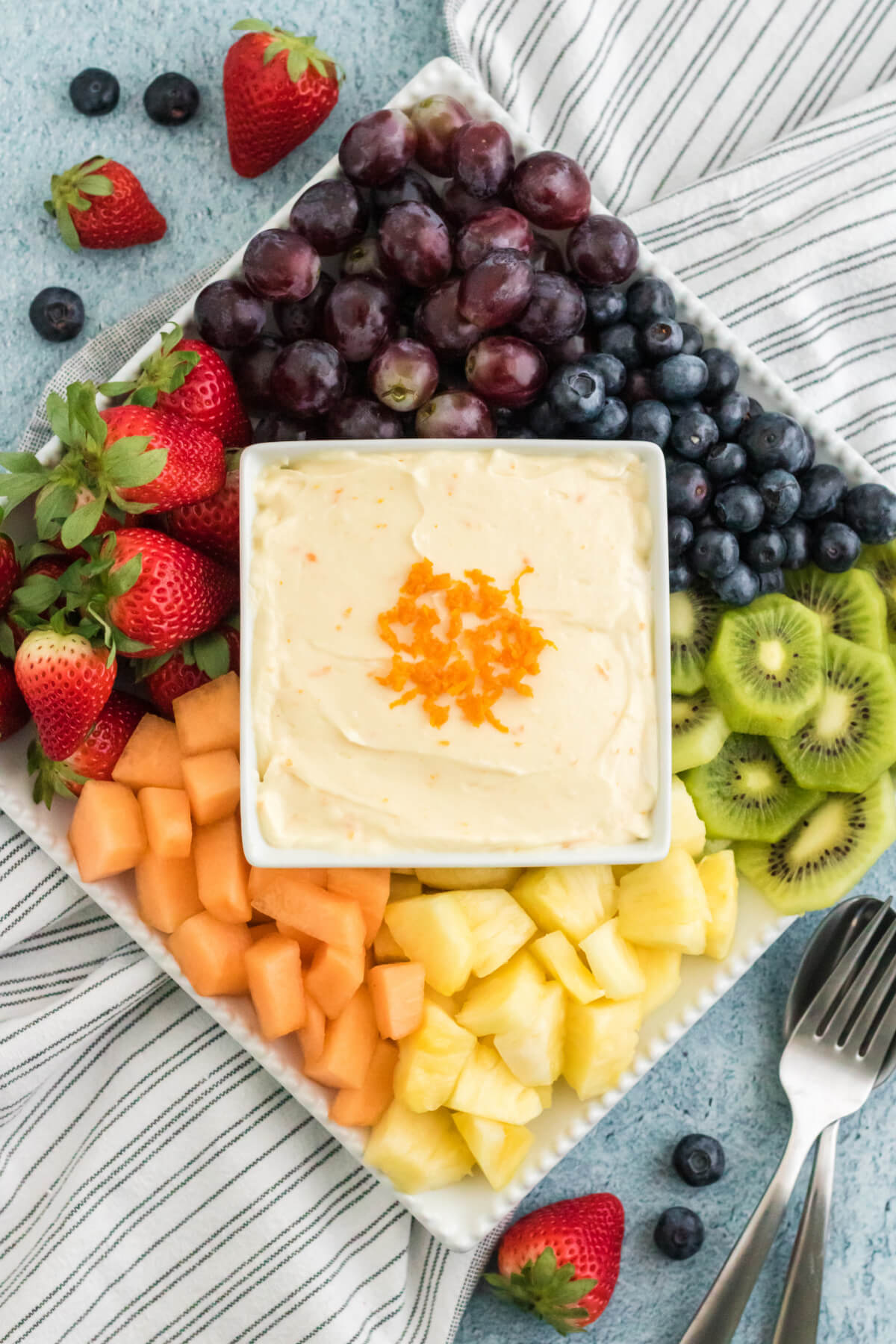 Orange Creamsicle Fruit Dip - Love Bakes Good Cakes