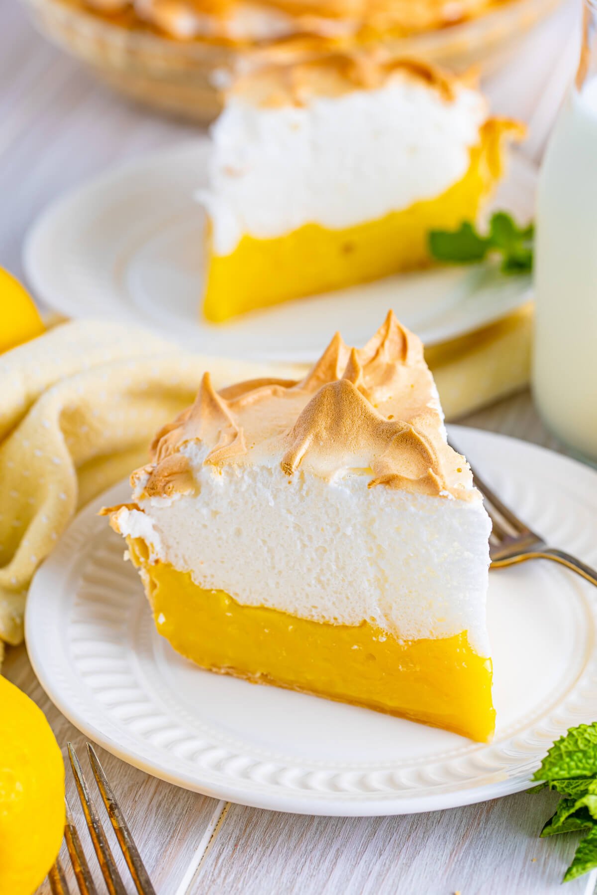 Lemon Meringue Pie Love Bakes Good Cakes 9503