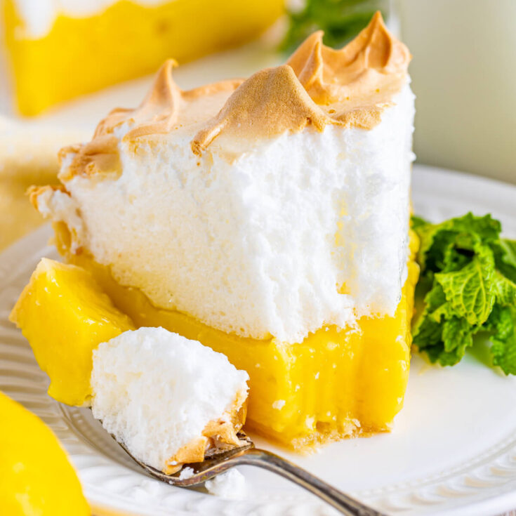 Lemon Meringue Pie - Love Bakes Good Cakes