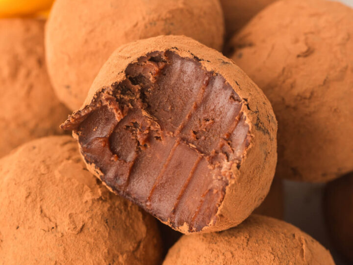 Chocolate eqipment truffle scoop - Picture of Cocoa Black