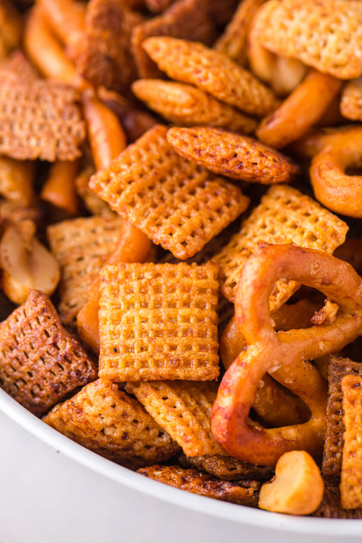 Slow Cooker Chex Mix - Love Bakes Good Cakes