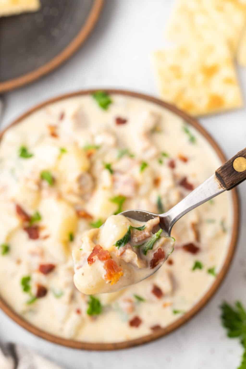 New England Clam Chowder - Love Bakes Good Cakes